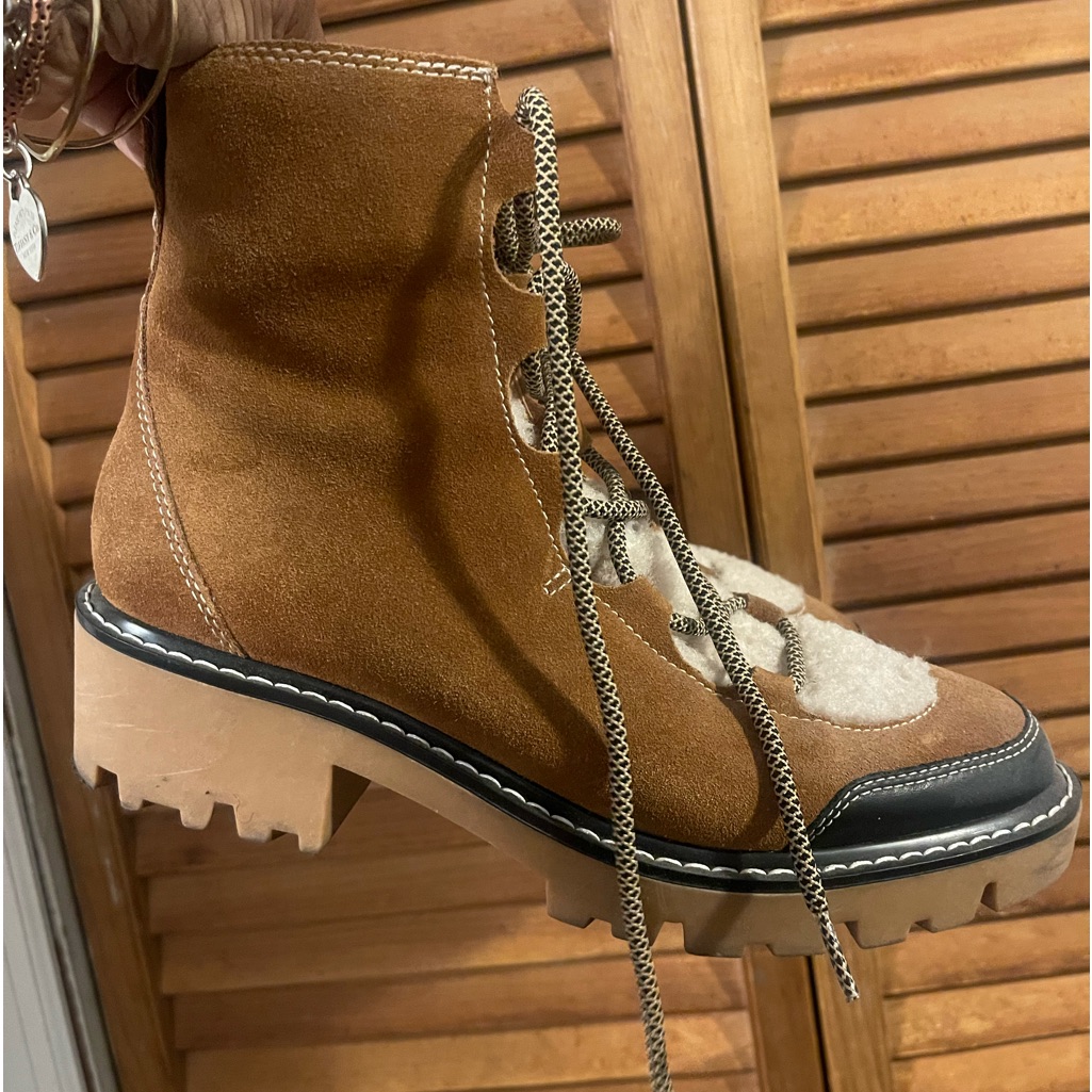 Soludos Winter Boots Look Cute While Crunching Through The Snow